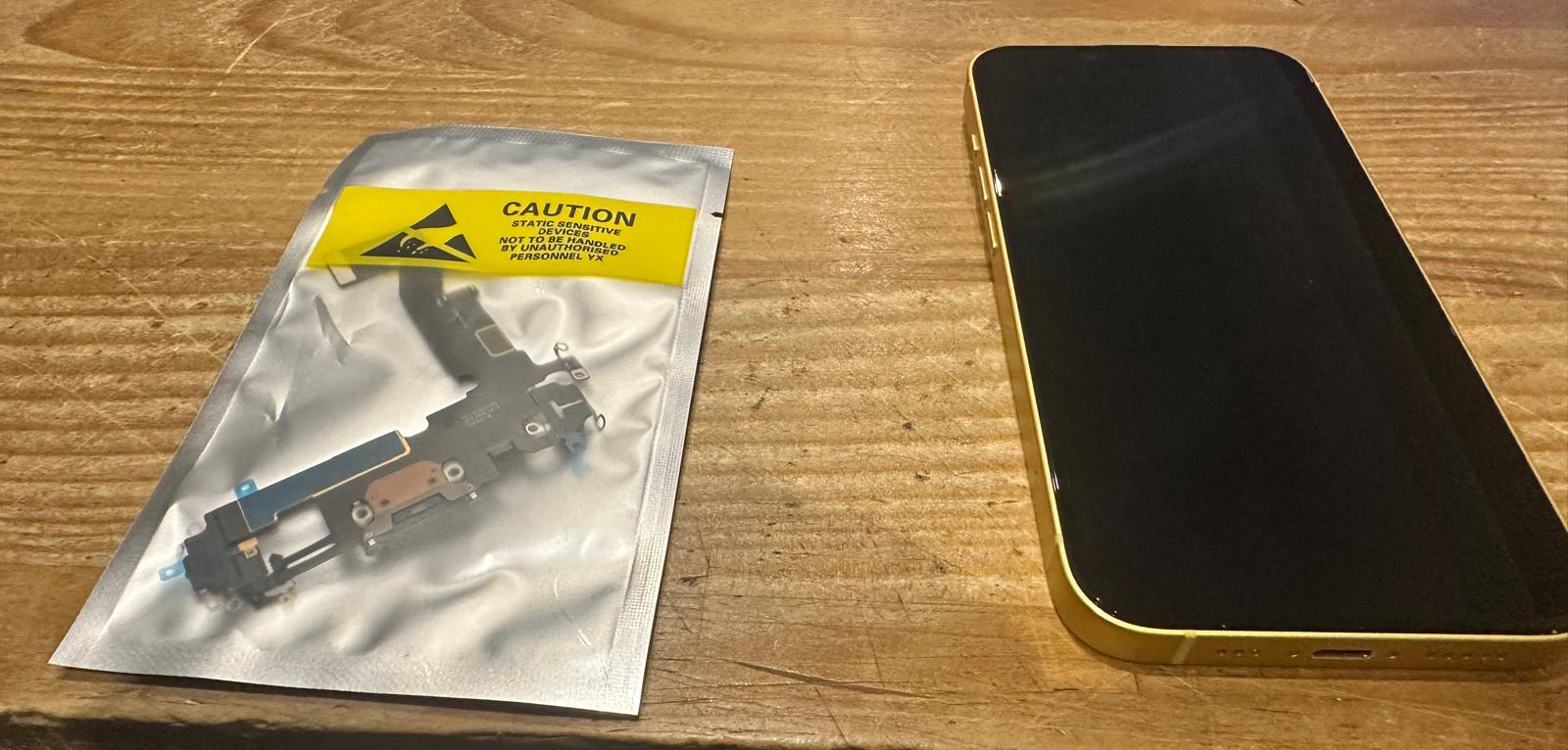 Réparation connecteur charge port USB téléphone